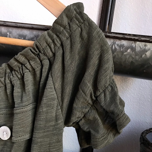 Off the shoulder ruffled trim utility top - Picture 8 of 11